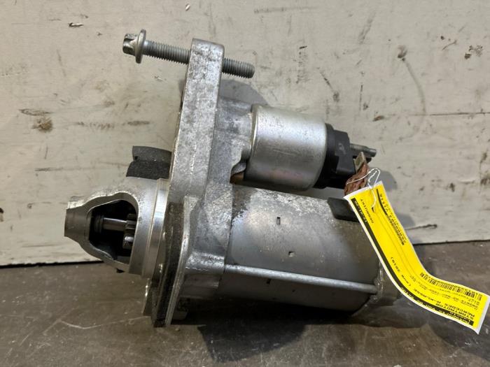 Rozrusznik Mercedes A-Klasse