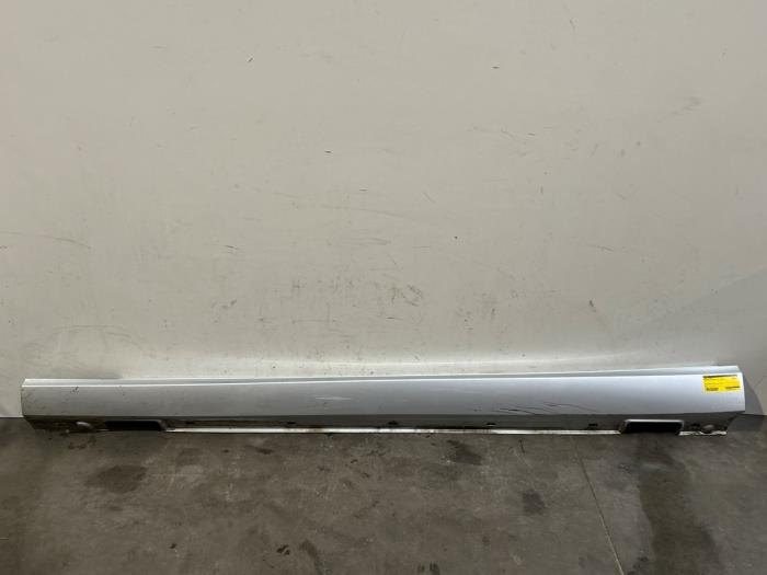 Umbral izquierda Mercedes E-Klasse