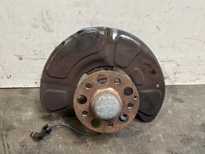 Fusee links-voor Mercedes E-Klasse