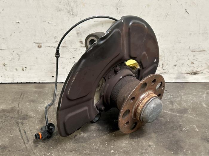 Knuckle, front left Mercedes E-Klasse