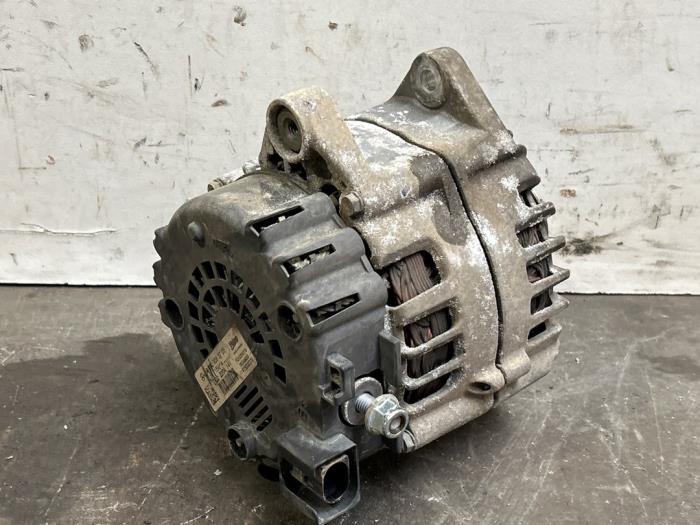 Dynamo Mercedes E-Klasse