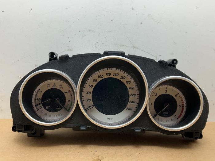 Odometer KM Mercedes E-Klasse