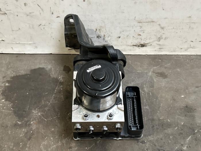 ABS pump Mercedes E-Klasse