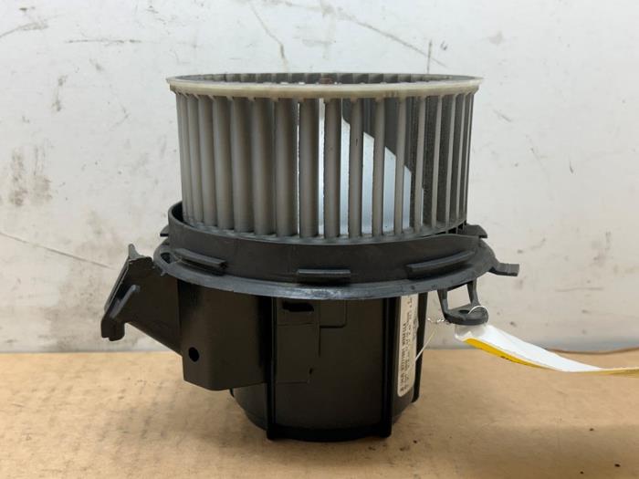 Moteur de ventilation chauffage Mercedes E-Klasse