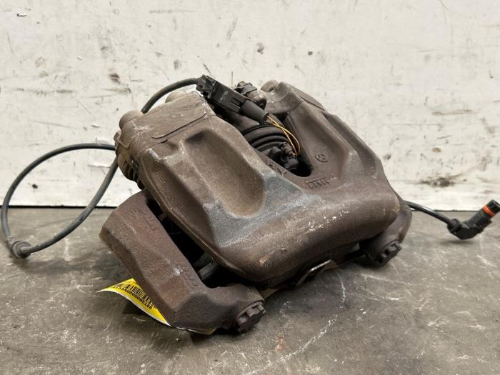 Front brake calliper, right Mercedes E-Klasse