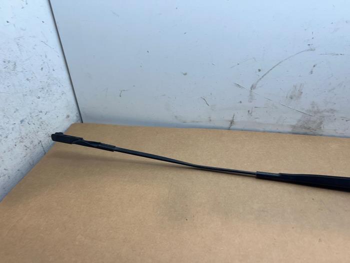 Brazo delantero de limpiaparabrisas Mercedes Vito