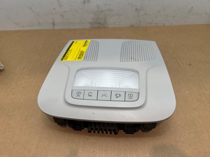 Eclairage intérieur avant Mercedes Vito