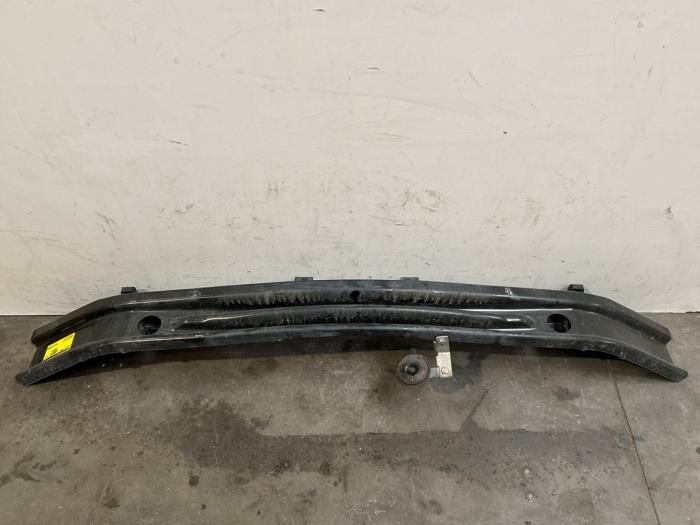 Belka podwozia tyl Mercedes Vito