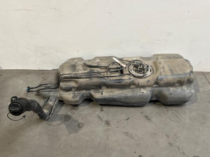 Réservoir de carburant Mercedes Vito