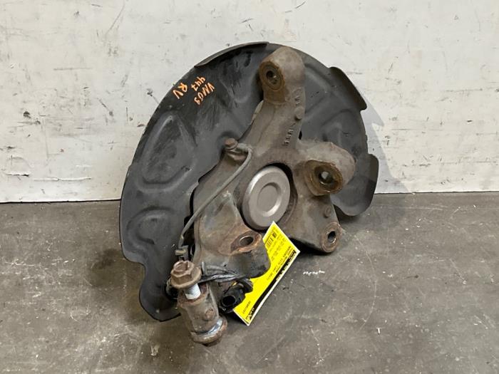 Knuckle, front right Mercedes Vito