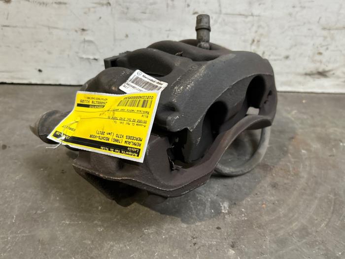 Etrier de frein (pince) avant droit Mercedes Vito