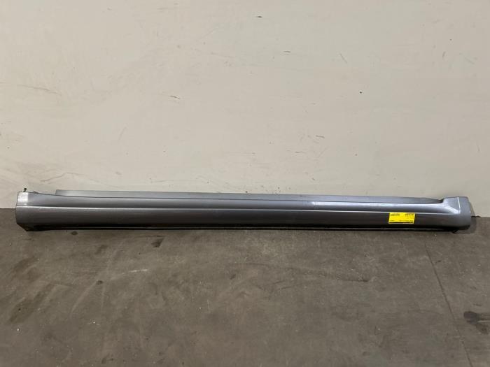 Próg prawy Mercedes A-Klasse