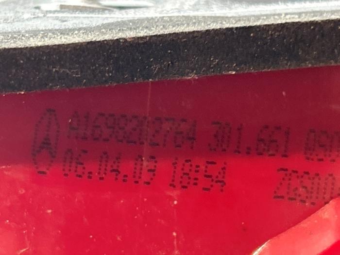 Luz trasera izquierda Mercedes A-Klasse