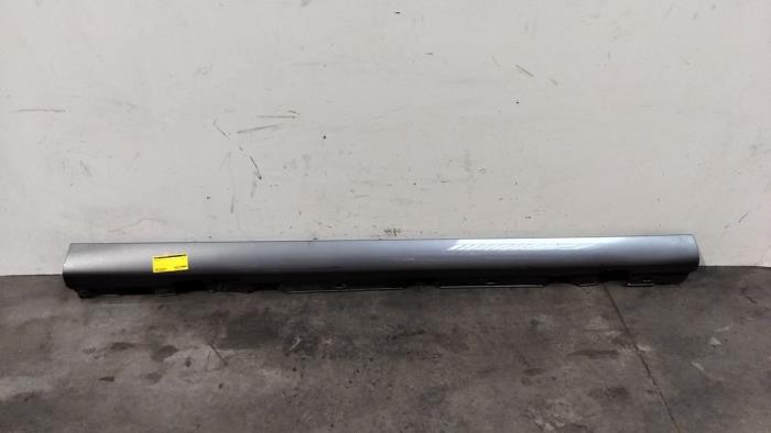 Próg prawy Mercedes A-Klasse