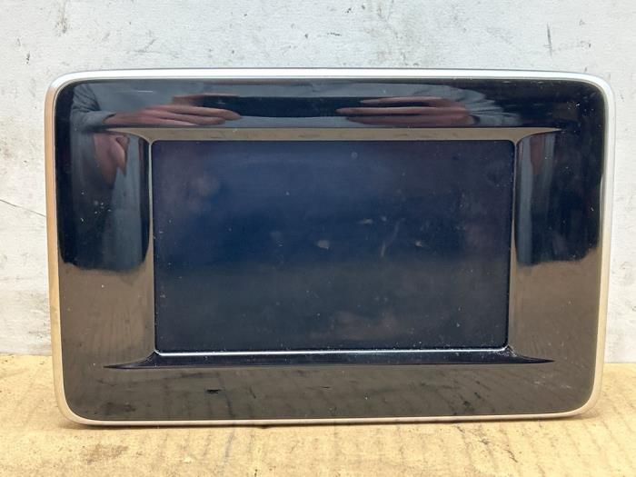 Pantalla de navegación Mercedes CLA