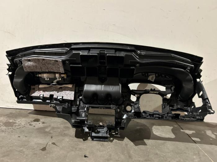 Salpicadero Mercedes CLA