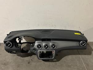 Gebruikte Dashboard Mercedes CLA (117.3) 1.6 CLA-200 16V Prijs € 441,65 Inclusief btw aangeboden door Autoparts Van De Velde