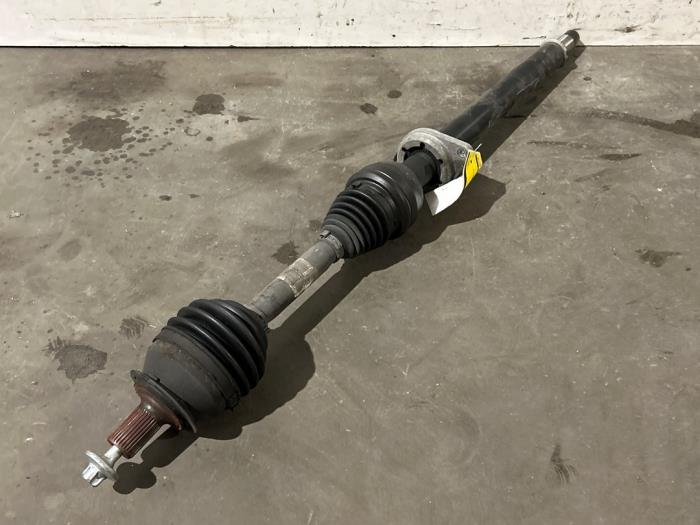 Antriebswelle rechts vorne Mercedes CLA