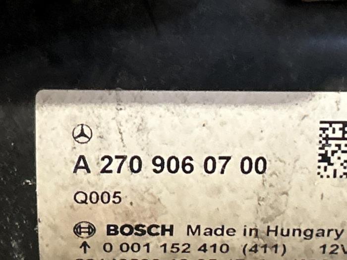 Rozrusznik Mercedes CLA