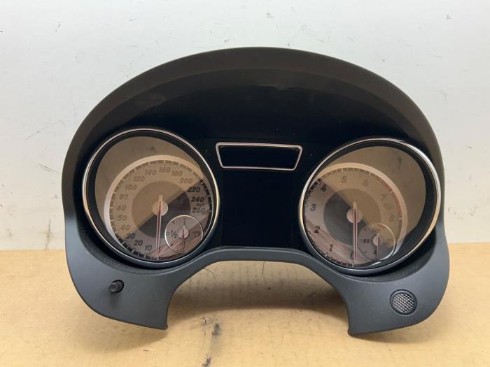 Compteur kilométrique KM Mercedes CLA