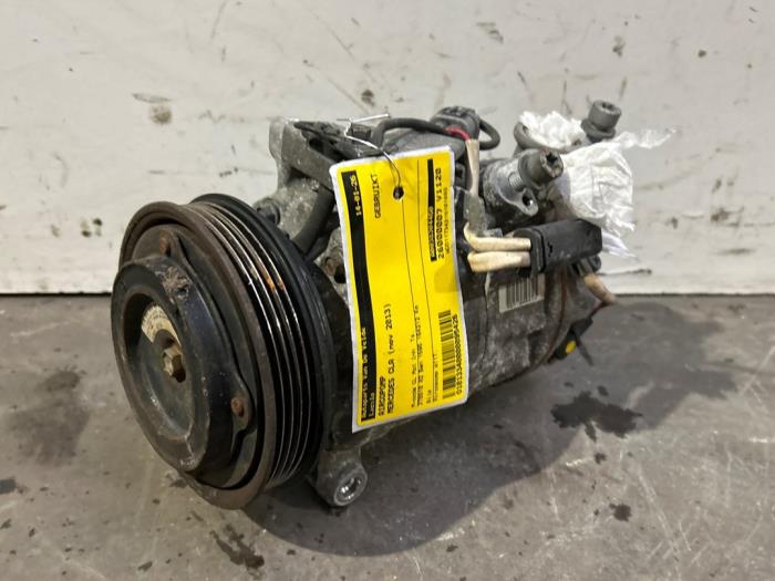 Bomba de aire acondicionado Mercedes CLA