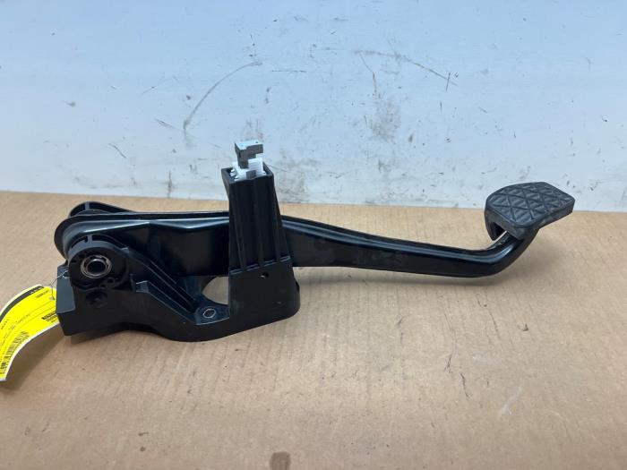 Brake pedal Mercedes CLA