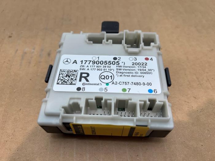 Central door locking module Mercedes A-Klasse