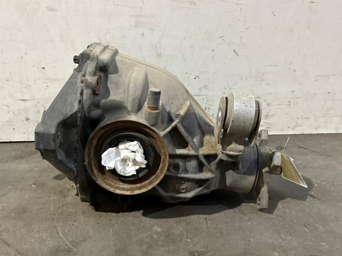 Differentieel achter Mercedes E-Klasse