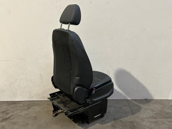 Asiento izquierda Mercedes Vito