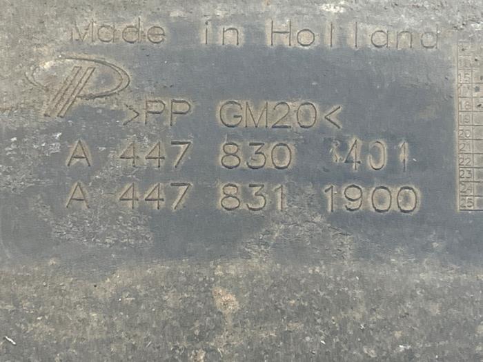 Plyta ochronna podlogowa Mercedes Vito