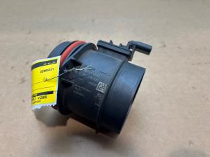 Gebruikte Luchtmassameter Mercedes A Limousine (177.1) 1.5 A-180d Prijs € 90,75 Inclusief btw aangeboden door Autoparts Van De Velde