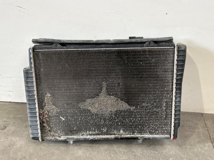 Chlodnica Mercedes CLK