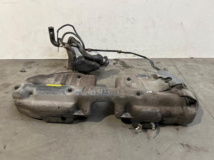 Réservoir de carburant Mercedes CLK