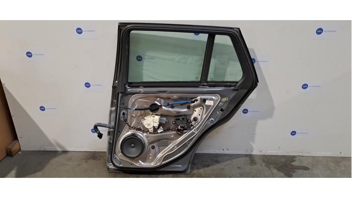 Tür 4-türig rechts hinten Mercedes C-Klasse