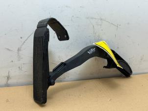 Gebruikte Gaspedaal Mercedes CLK (R208) 2.0 200 16V Prijs € 60,50 Inclusief btw aangeboden door Autoparts Van De Velde