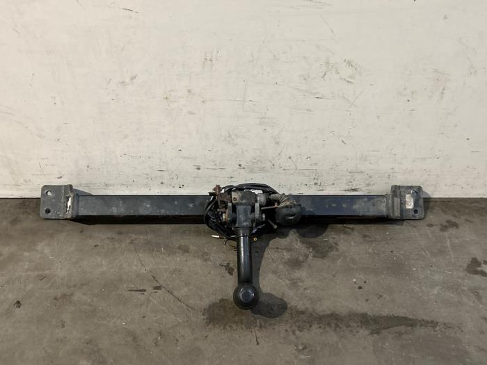 Hak holowniczy Mercedes CLK