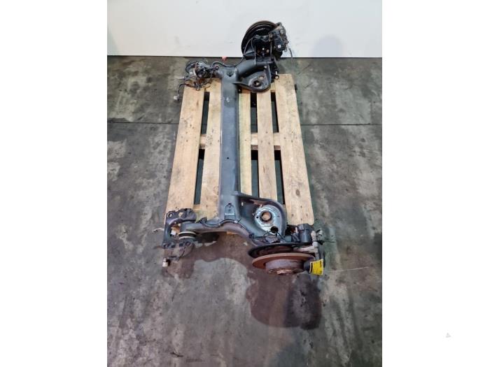 Os tylna napedu na przednie kola Mercedes A-Klasse