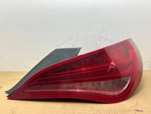 Gebruikte Achterlicht rechts Mercedes CLA (117.3) 1.6 CLA-200 16V Prijs € 199,65 Inclusief btw aangeboden door Autoparts Van De Velde