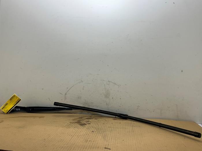 Ramie wycieraczki przedniej Mercedes Vito