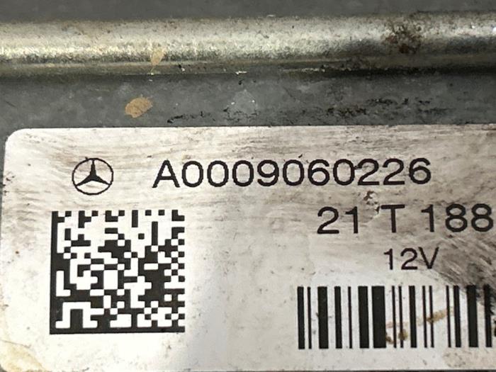 Démarreur Mercedes Vito
