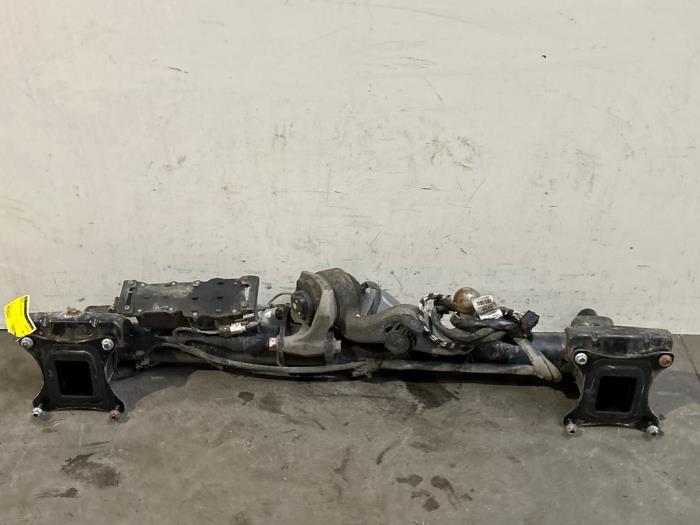 Crochet d'attelage Mercedes GL-KLASSE