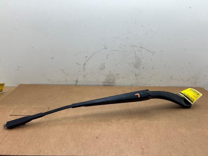 Brazo delantero de limpiaparabrisas Mercedes A-Klasse