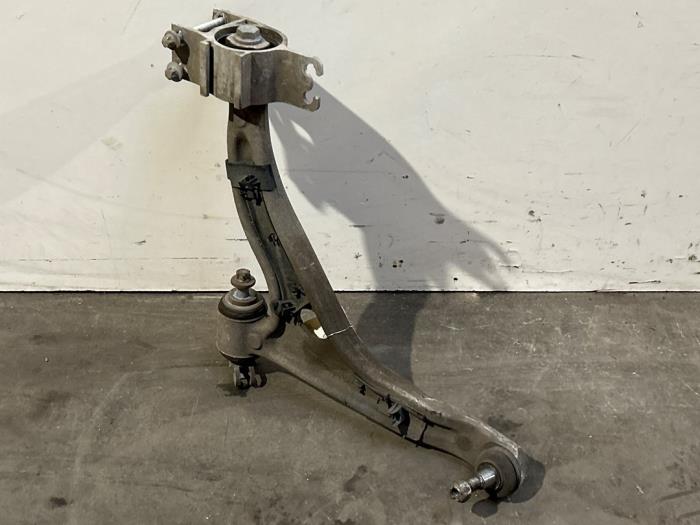 Wahacz zawieszenia lewy przód Mercedes A-Klasse