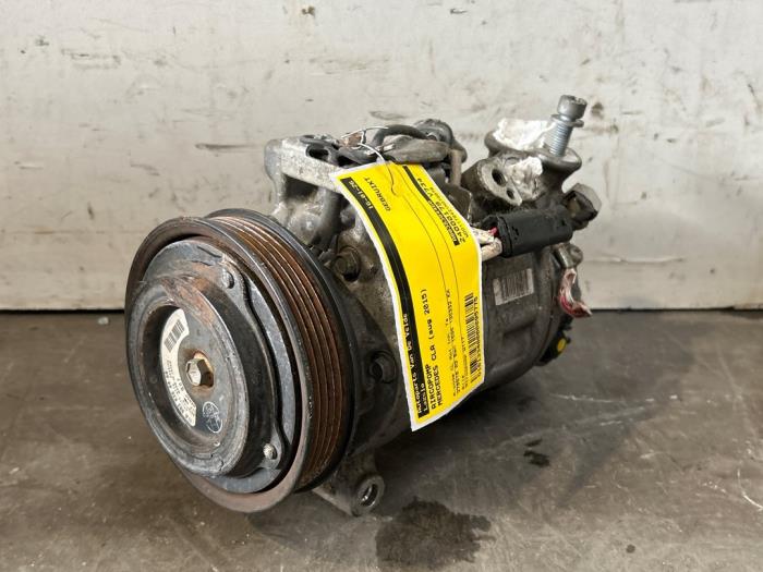 Bomba de aire acondicionado Mercedes CLA