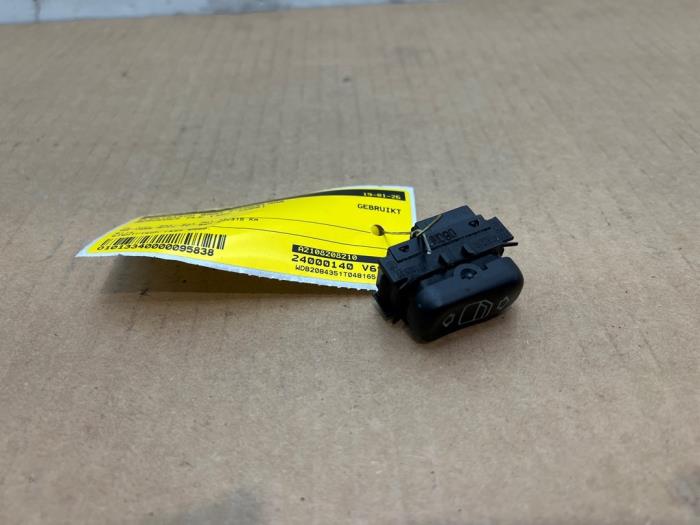 Przelacznik elektrycznej szyby Mercedes CLK