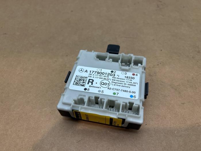 Modul centralnego zamka Mercedes A-Klasse