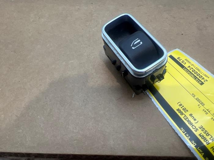 Przelacznik elektrycznej szyby Mercedes A-Klasse