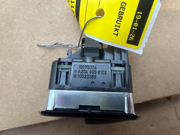 Interruptor de ventanilla eléctrica Mercedes CLA