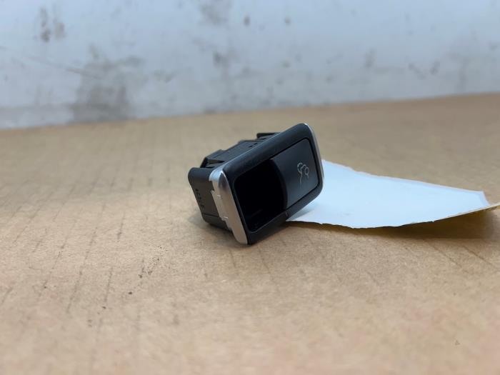 Commutateur hayon Mercedes CLA