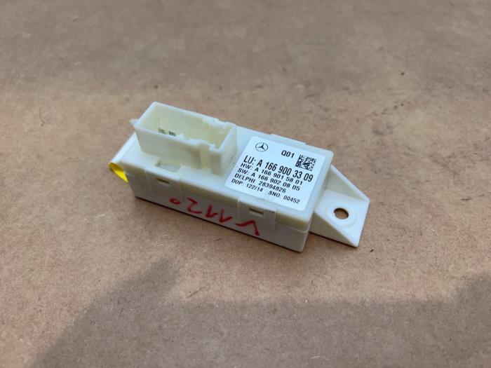 Regulator wysokosci ksenonowy Mercedes CLA